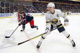 杜兰特这一下是怎么飞起来的？？？